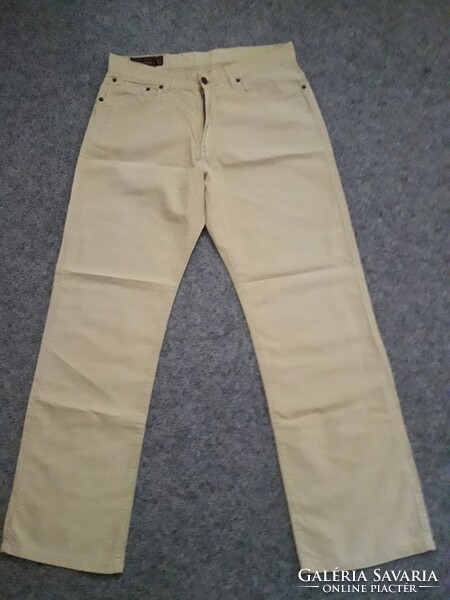 Branded Marlboro Classics beige zippered pocket pants W34 L34 Excellent condition
