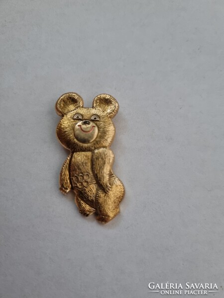 Moscow Olympics Misa bear gold-plated badge, pin