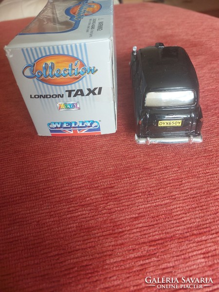 Fém londoni taxi miniautó