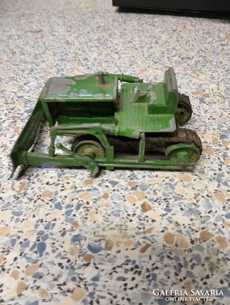 Eladó nagyon régi Matchbox