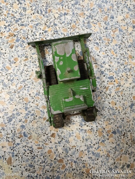 Eladó nagyon régi Matchbox
