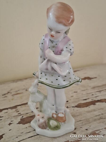 Herendi porcelán kislány babával