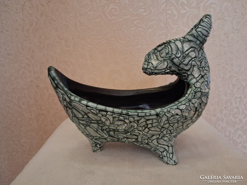 Gorka - kosfejes asztalközép kínáló, hibátlan, jelzett, 21 x 19 cm