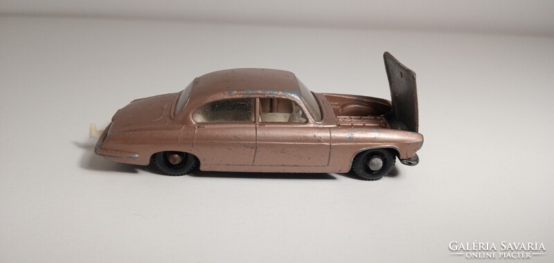 Matchbox Jaguar Mk 10