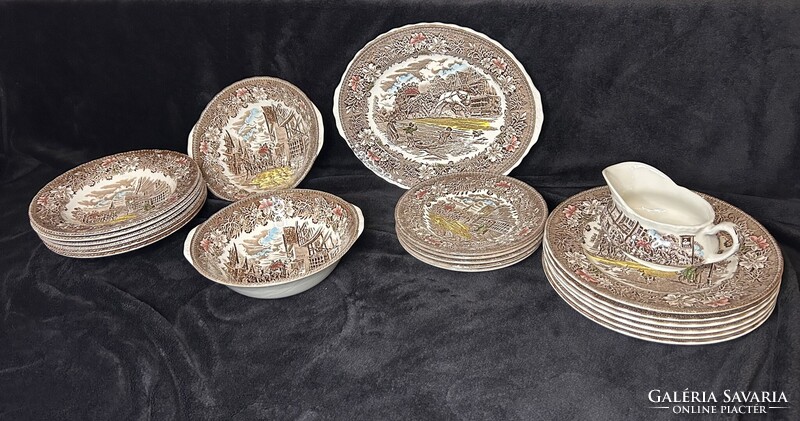 Royal Tudor Ware étkészlet