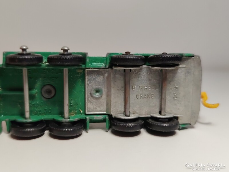 Matchbox 8 Wheel Crane