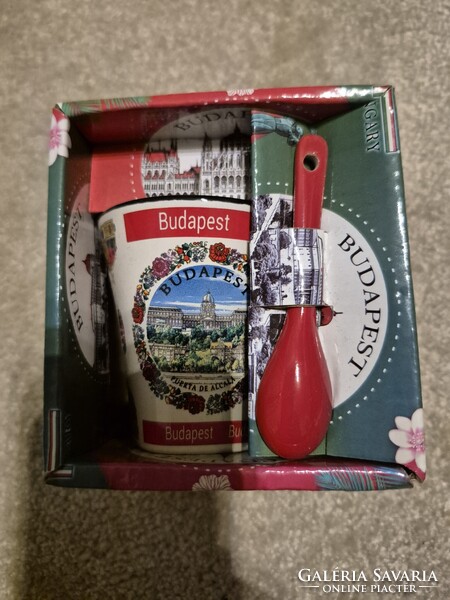 Souvenir mugs, set of 2
