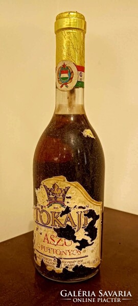 1983 TOKAJI ASZÚ 4 PUTTONYOS – BONTATLAN MUZEÁLIS BOR – 0,5 L