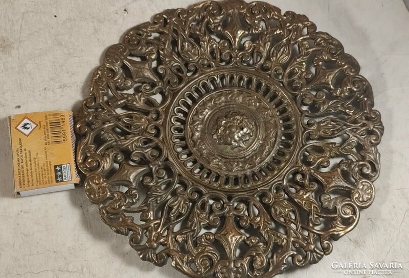 Antik bronz áttört falitányér 205