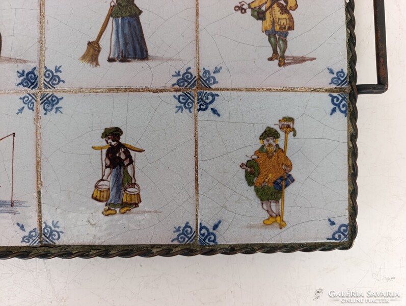 Antik csempe konyhai eszköz tálca 12 színes delft porcelán bronz szerelékkel munka motívum 361 7543