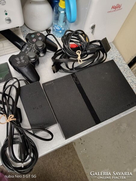 Eladó PlayStation 2 konzol