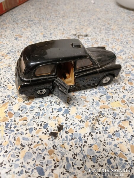 Eladó London Taxi Corgi