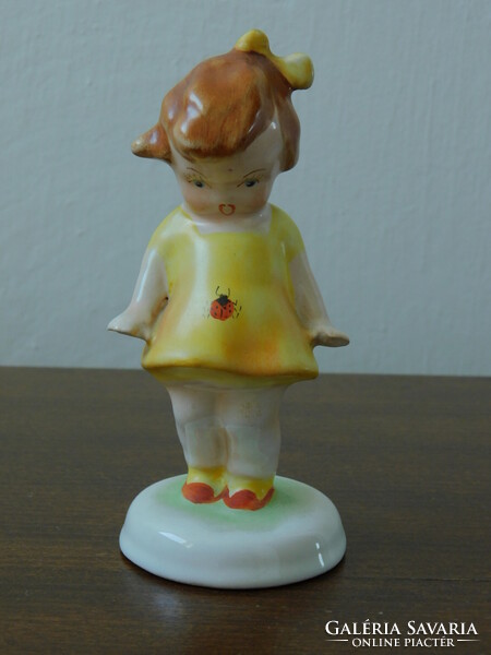 Bodrogkeresztúri sárga ruhás katicás kislány figura, hibátlan 13 cm