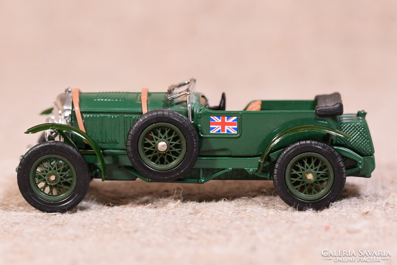 Matchbox Models of Yesteryear 1930 Bentley fém autómodell Makaó 1985