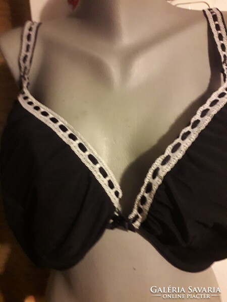 Naturallyclose KD991 Padded Underwire Bra Rare Large Cup 44E Excellent Condition