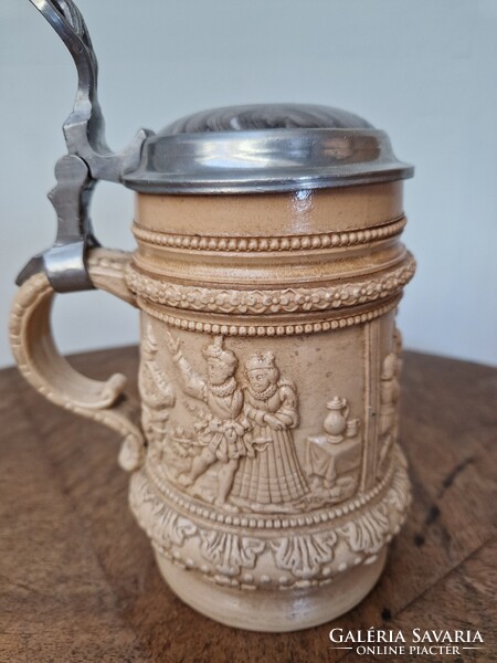 Antik, regensburgi söröskorsó porcelánbetétes fedéllel