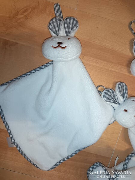 Nyuszis szundikendők 020. - Bunny naps 020.