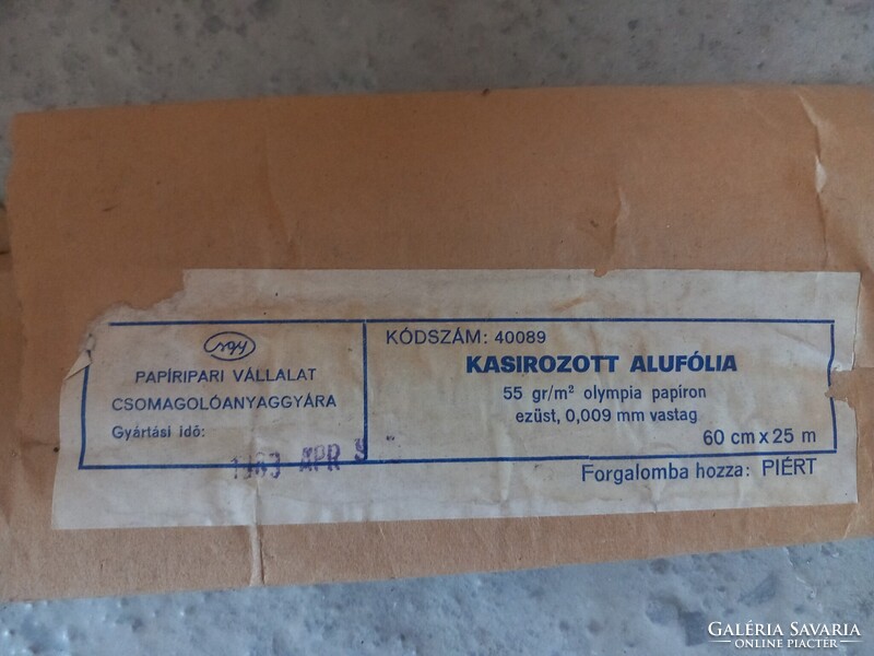 KASÍROZOTT EZÜST aluminum foil, original Paper Industry Company / PIÉRT packaging and label