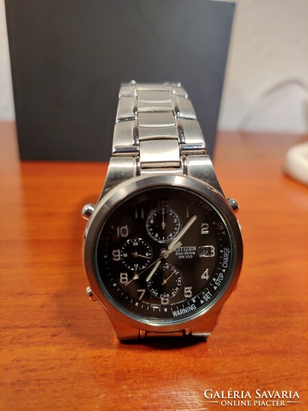 Eladó egy Citizen Eco Drive férfi karóra Új!