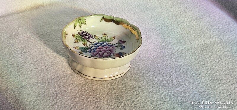 Herendi hand-painted floral and gold-plated porcelain bowl