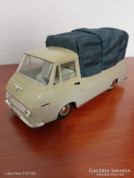 Eladó Skoda 1203 kisautó