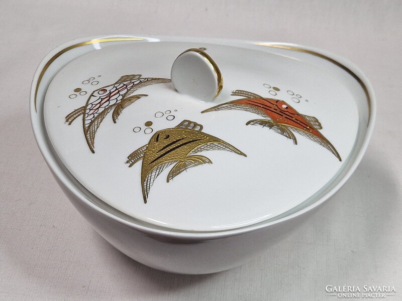 Gyönyörú Wallendorf halakkal díszített dúsan aranyozott hibátlan állapotú porcelán kínáló tál 18 cm.