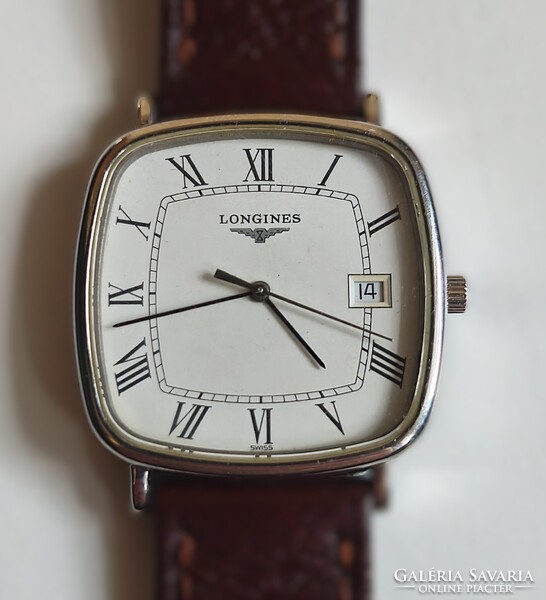 Longines Slim Classic L4.761.4 – szögletes svájci kvarcóra, 31 × 31 mm